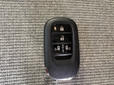 スマートキーでワンタッチで鍵の開け閉め可能です