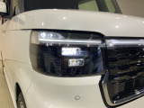 LEDヘッドライトで夜道も安心!