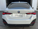 サービスにはドイツ本国と同様に教育と訓練を受け、BMWを知り尽くした「マイスターメカニック」が数多く在籍しております。納車前点検整備で、お客様に安心と安全をお届けいたします。
