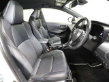 スタイリッシュな室内で運転もしやすいです♪使い勝手の良い配置も考えられています!!
