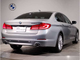 BMWのお車は、&ldquo;駆け抜ける歓び&rdquo;を体現しております。走行の安定性とコーナリングの良さを追求し、思い通りにハンドルの操作可能です。