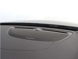 【harman/kardon】世界のオーディオファン垂涎のプレミアムサウンドシステムを搭載。原音に近い音場空間を忠実に再現。乗る人すべてに最良の音響体験を提供します。