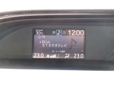 様々な車両の情報を表示してくれます。切替もできますのでタイムリーに必要な情報を表示させてみてください。
