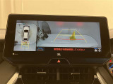 いまや必須装備「ナビゲーション」搭載!知らない場所にスイスイッとドライブ。もう、これなしではハンドルを握れませんね!でも運転中の操作は危険ですのでご注意ですね☆