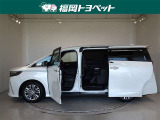 両側パワースライドドア付きだから、狭い駐車スペースなどでの 乗り降りラクラク!小さなお子さまのいるご家庭には嬉しい装備。