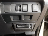■ 装備4 ■ ステアリング連動ヘッドライト ETC車載器