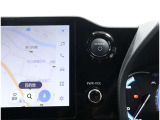 ポケットやバッグからキーを出さずにスマートに乗り込め、ボタンプッシュでおしゃれにエンジンスタートです。盗難防止イモビライザーも装備で安心です!