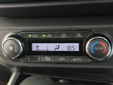 温度を設定できるオートエアコンです