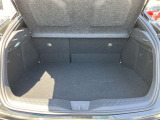 広々としたラゲージスペースを備えています。大きなものや長さのある荷物もしっかりと積み込めます。