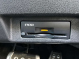 ETCで高速代の支払いもスムーズ!カードを持っていればご納車日当日からご利用いただけます。ETCは2.0モデルが付いてるので次世代の運転支援サービスを受けることが出来ます。