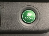 ★ECONスイッチ★ エコドライブを加速しよう!スイッチをONにすると、運転の仕方によるロスを抑え込み燃費をよくするようクルマが頑張ります(*^ー^*)燃費向上にチャレンジ♪