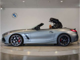 【拘りのFR】BMWが多く採用するFR車。ダイレクトでスポーティな加速感・シャープなハンドリングを実現。縦置きエンジンレイアウトにより、フラットで上質な乗り味です。