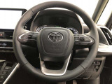 ハンドルは車を運転する上で、ずっと握っている重要なパーツです。手にフィットする物がいいですよね♪