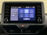 ディスプレイオーディオを装備。スマホとクルマをつなぐことで、これまでのナビに加えて、いろんなサービスが楽しめます。
