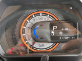 【スピードメーター】メーターがシンプルで見やすく運転しやすいですね。
