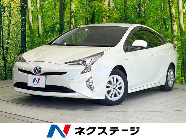 トヨタ プリウス 