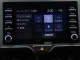 オーディオソースはご覧の通りです。Bluetoothを搭載しています。スマホと連動させると音楽等楽しむことが出来ます。