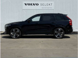 ◆サイド/流麗なプロポーションはVOLVO車の真骨頂。「美しいものと共にありたい」というオーナーの願いを満たします