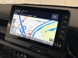 バックギアに入れるだけで自動でリヤカメラに切り替わります!車庫入れやバックが苦手な方にオススメ!