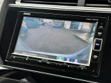 バックカメラのお写真です。駐車が苦手な方でも楽に駐車が行えますね♪
