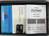 スマートキーは鍵をバッグに入れたままでもドアロックの開閉やエンジンのON・OFFができます。夜間や雨の日も鍵を探さなくて良いので便利です。