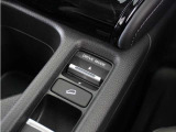 【ドライブモード】複数ある走行モードを切り替えることができ、選択したモードに応じた走行性能へ車両を制御します。