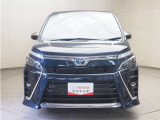 安心の納車前整備を実施します。その際にエンジンオイル、オイルエレメント、ワイパーゴムを交換いたします。