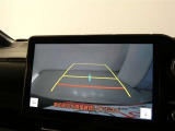 バックガイドモニターで、後方を確認しながら安心して駐車することができます。運転初心者も熟練者も必須の機能ですよ!