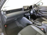 見通しのよいすっきりとした視界で、誰でも運転しやすいです。運転のしやすさは疲れにくさにも繋がりますよ♪