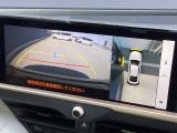 アラウンドビューモニターも装備しております。車庫入れの苦手なお客様も安心!重宝してくれます!