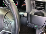 【eコンスイッチ】低燃費運転をサポートするECONモード。スイッチをONすると、エンジンやトランスミッション、A/Cなどを協調制御し、燃費の向上に貢献。エコドライブの効果を高めます。