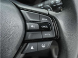 ◆アダプティブクルーズコントロール◆予め設定した車速内でクルマが自動的に加減速。前走車との適切な車間距離を維持しながら追従走行します。【LKAS】車線維持支援システムでステアリング操作を支援。