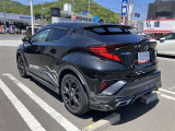 ゆとりある広々とした車内空間は、ドライブを始め買い物やレジャーなど、幅広く活躍します。一人でもみんなとでもお出かけを楽しみましょう!