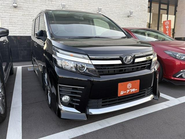 ヴォクシー 2.0 ZS ツインムーンルーフ 禁煙車 社外ナビ