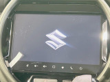 【メーカー純正9型ナビ】インテリアに溶け込むスタイリッシュな「専用設計」メーカーナビを装備♪視認性や操作性など基本性能にも優れ、より上質なカーライフをお楽しみいただけます。