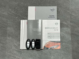 【インテリジェントキー】人気装備のインテリジェントキー付!荷物を持っている時や手が空いていない時に、持っているだけで鍵の開閉が出来ます♪純正エンジンスターター付