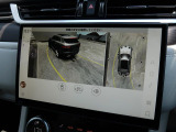 【3Dサラウンドカメラ】周囲の安全確認をアシストする機能です。3D車外ビュー、360&deg;オーバーヘッドビューを 利用して、狭いスペースでも安心、スムーズに運転操作ができます。