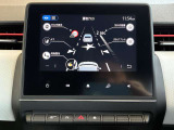 マルチメディアや運転支援システムの設定を、タッチスクリーンでコントロールできる。