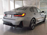 BMWプレミアムセレクション前橋では、高年式低走行モデルからMモデル、年式が経ちなかなかディーラーでは見かけないモデルまで幅広いラインナップで認定中古車を取り扱っております。品質に自信があります。