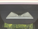 【ホンダセンシング】走行中に前方の車両等を認識し、衝突しそうな時は警報とブレーキで衝突回避と被害軽減をアシスト。より安全にドライブをお楽しみいただけます。