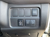 オートスライドドアは、運転席前にあるスイッチの操作でもオート開閉ができ、とても便利です。