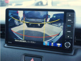 【フロントブラインドビュー】車両前方に搭載したカメラで表示!発進時などにとても役立ちます。