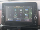 様々なオーディオソースがございます。運転中に好きな音楽を聴くことが可能です。
