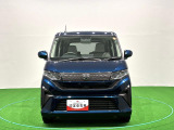 横開きバックドアの採用に始まり進化を続けてきたダイハツベーシックカーが両側スライドドアを身にまといました。新型ムーヴが入荷致しました。