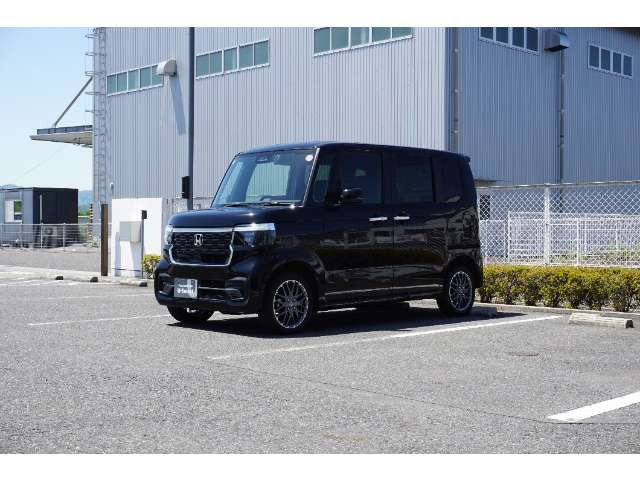 ホンダ N-BOXカスタム 