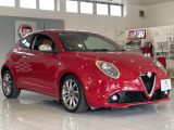 ご覧いただきありがとうございます。当店はショールーム内と屋外展示場に選りすぐりのFIAT・ABARTH・Alfaromeoの正規認定中古車を展示しており、在庫車両はできる限り多く撮影、掲載してご案内しております。