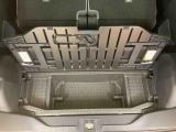 WEB掲載時にはお車に付いている装備と、様々な写真をたくさん載せるように心がけております。1台1台特徴をとらえたキャッチコメントを掲載しています。