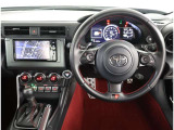 見通しのよいすっきりとした視界で、誰でも運転しやすいです。運転のしやすさは疲れにくさにも繋がりますよ♪
