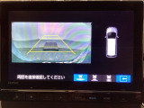 バックでの車庫入れも安心です! リアカメラが付いているバックモニター付のナビを装備しております。バンパーについているソナーや、操作線もついており距離感も画面から確認できます。