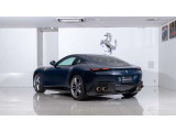 エンジンは3.9L V8 ツインターボエンジン(620CV)ダイレクトなレスポンスを楽しめ、扱いやすいエンジンです。炸裂するパワーはターボエンジンならではです。ぜひとも体感してください。
